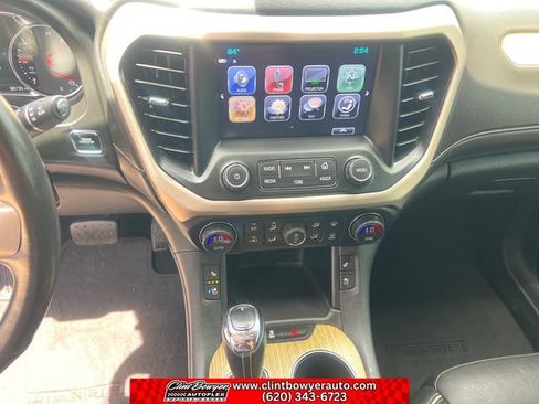 Used 2019 GMC Acadia Denali AWD/4WD image 17