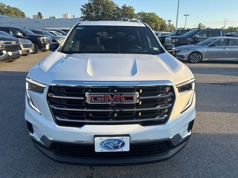 New 2026 GMC Acadia Elevation w/ LPO, Floor Liner Package AWD/4WD image 2