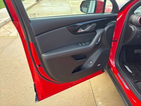Used 2023 Chevrolet Blazer RS w/ Driver Confidence II Package AWD/4WD image 13
