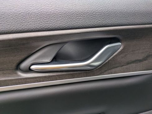 New 2026 Jeep Grand Cherokee Altitude image 25