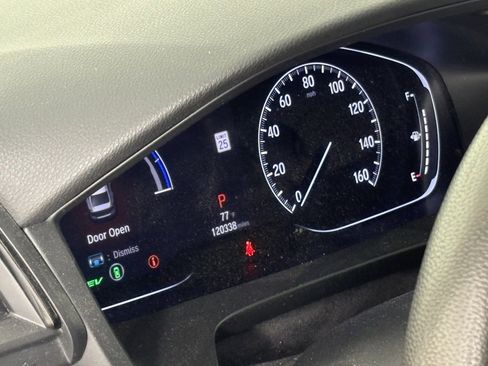 Used 2019 Honda Insight EX image 14