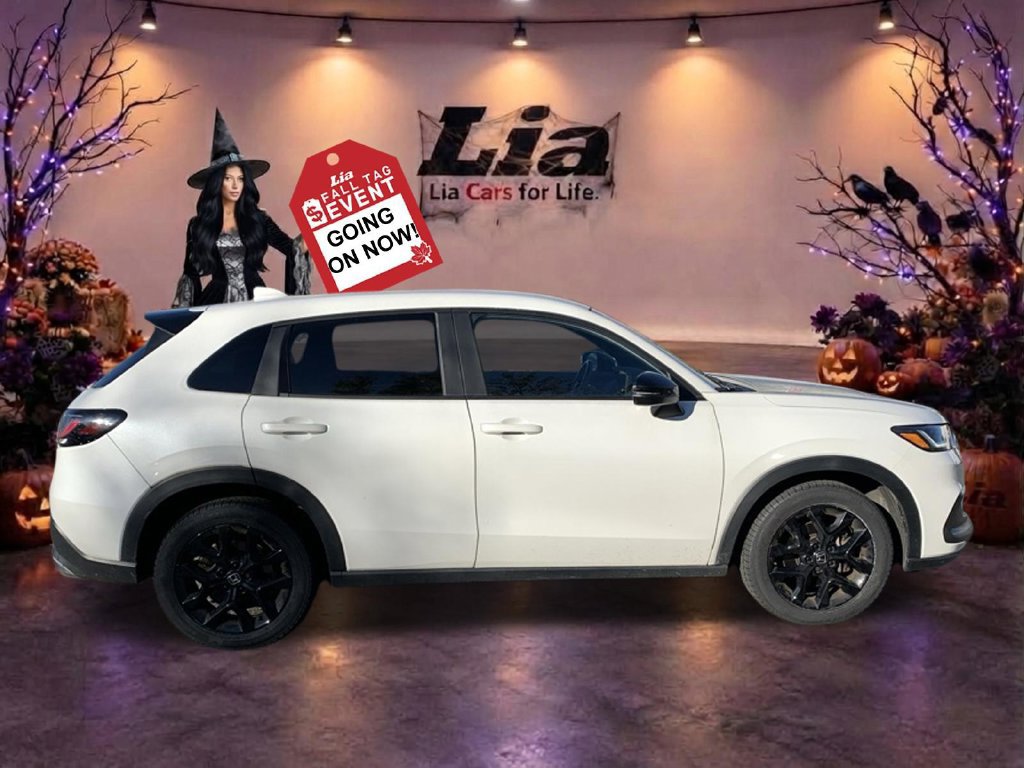 Used 2024 Honda HR-V Sport image 2