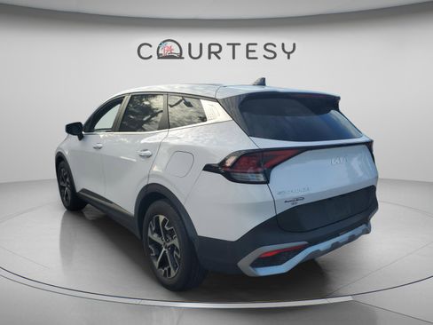 Certified 2023 Kia Sportage EX FWD image 2