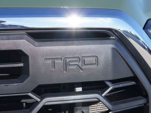 Used 2022 Toyota Tundra SR5 w/ TRD Off-Road Package image 9