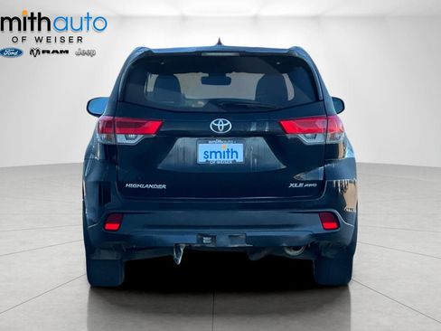 Used 2019 Toyota Highlander XLE AWD/4WD image 5