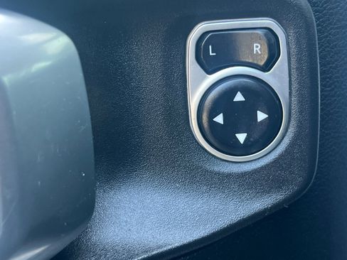 Used 2021 Jeep Wrangler Unlimited Sport image 12