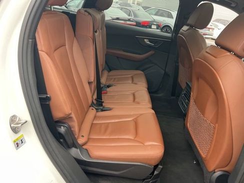 Used 2023 Audi Q7 2.0T Premium w/ Convenience Package image 37