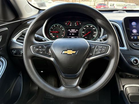 Used 2024 Chevrolet Malibu LT image 28