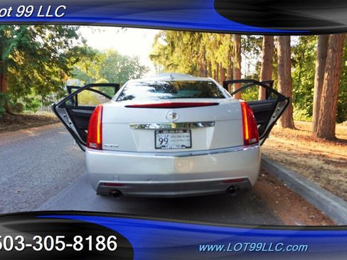 Used 2010 Cadillac CTS Sedan RWD image 26