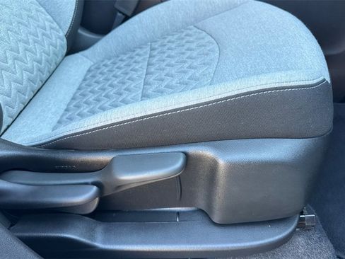 Used 2024 Chevrolet Equinox LS image 24