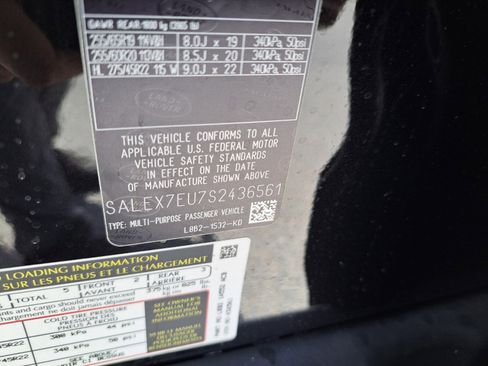 New 2025 Land Rover Defender 110 X image 16