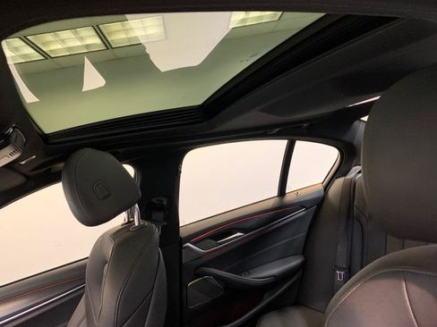 Used 2022 BMW 540i xDrive w/ M Sport Package image 20