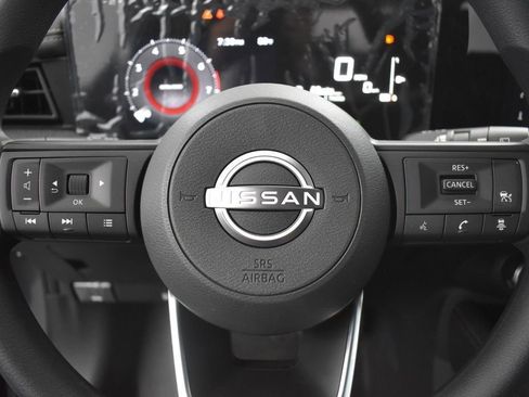 New 2025 Nissan Kicks SV w/ SV Premium Package image 29