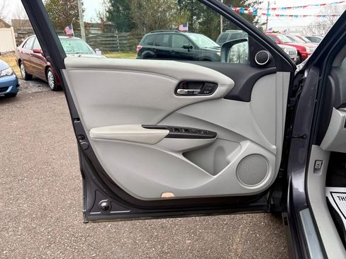 Used 2017 Acura RDX AWD w/ Technology Package image 11