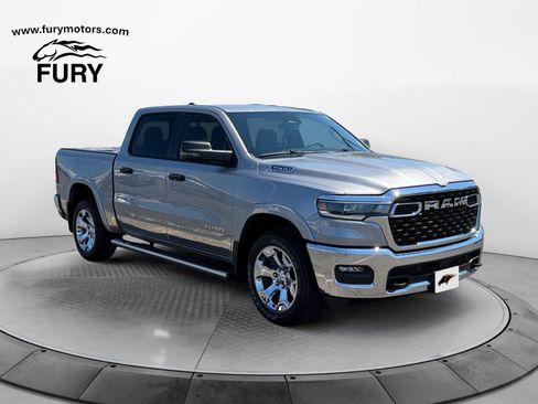 Used 2025 RAM 1500 Big Horn AWD/4WD image 1