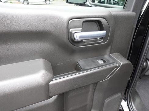 Used 2021 Chevrolet Silverado 1500 Custom w/ Safety Confidence Package AWD/4WD image 20