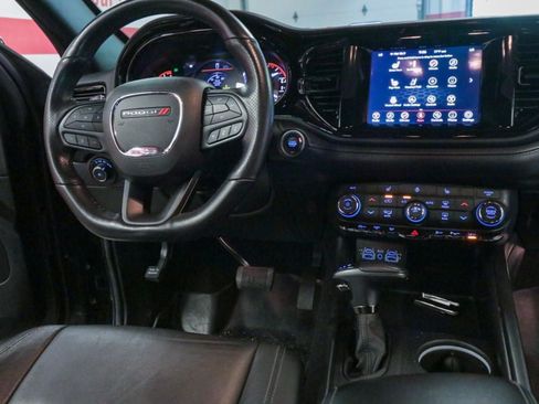 Used 2022 Dodge Durango GT RWD image 30