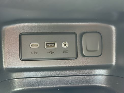 Used 2020 Chevrolet Equinox LT AWD/4WD image 10