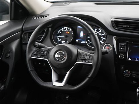 Used 2020 Nissan Rogue SV AWD/4WD image 14