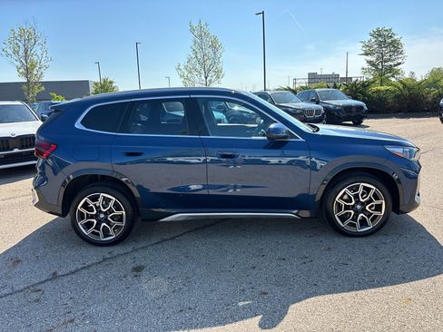 Used 2025 BMW X1 xDrive28i AWD/4WD image 4