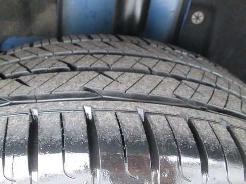 Used 2014 Ford Escape SE w/ Equipment Group 201A FWD image 9