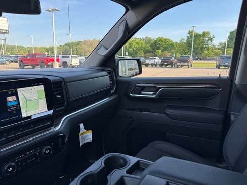 Certified 2023 Chevrolet Silverado 1500 RST w/ Z71 Off-Road Package AWD/4WD image 19
