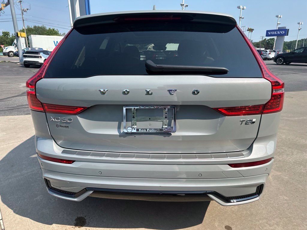 Certified 2025 Volvo XC60 T8 Core w/ Protection Package Premier AWD/4WD image 6
