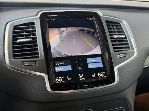 Used 2020 Volvo XC90 T5 Momentum FWD image 20