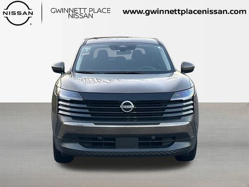 Certified 2025 Nissan Kicks SV image 2