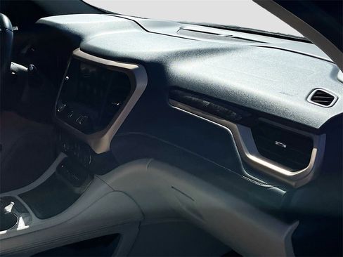 Used 2020 GMC Acadia Denali w/ Technology Package image 30