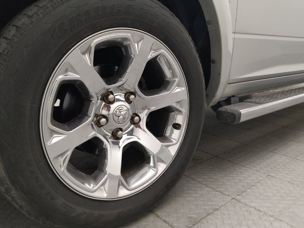 Used 2016 RAM 1500 Laramie w/ Convenience Group RWD image 31