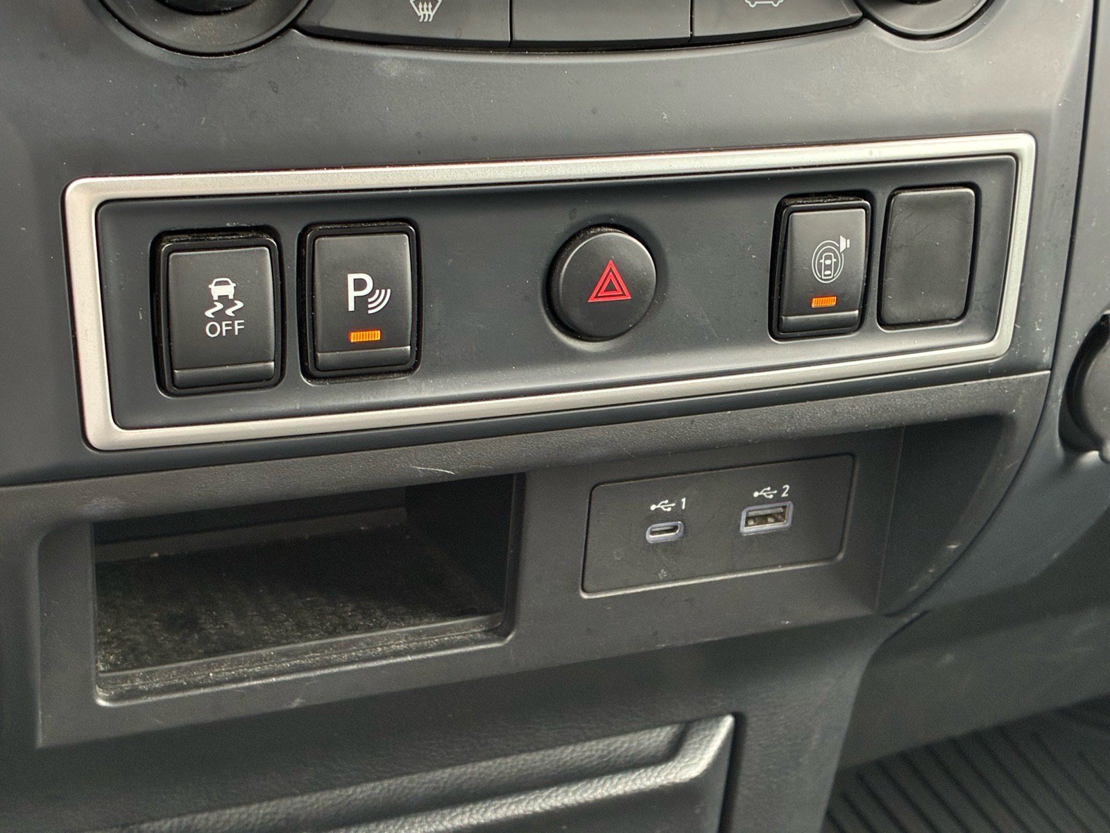 Used 2022 Nissan Titan S w/ S Utility Package RWD image 16