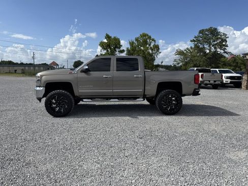 Used 2017 Chevrolet Silverado 1500 LTZ w/ Sport Package AWD/4WD image 3