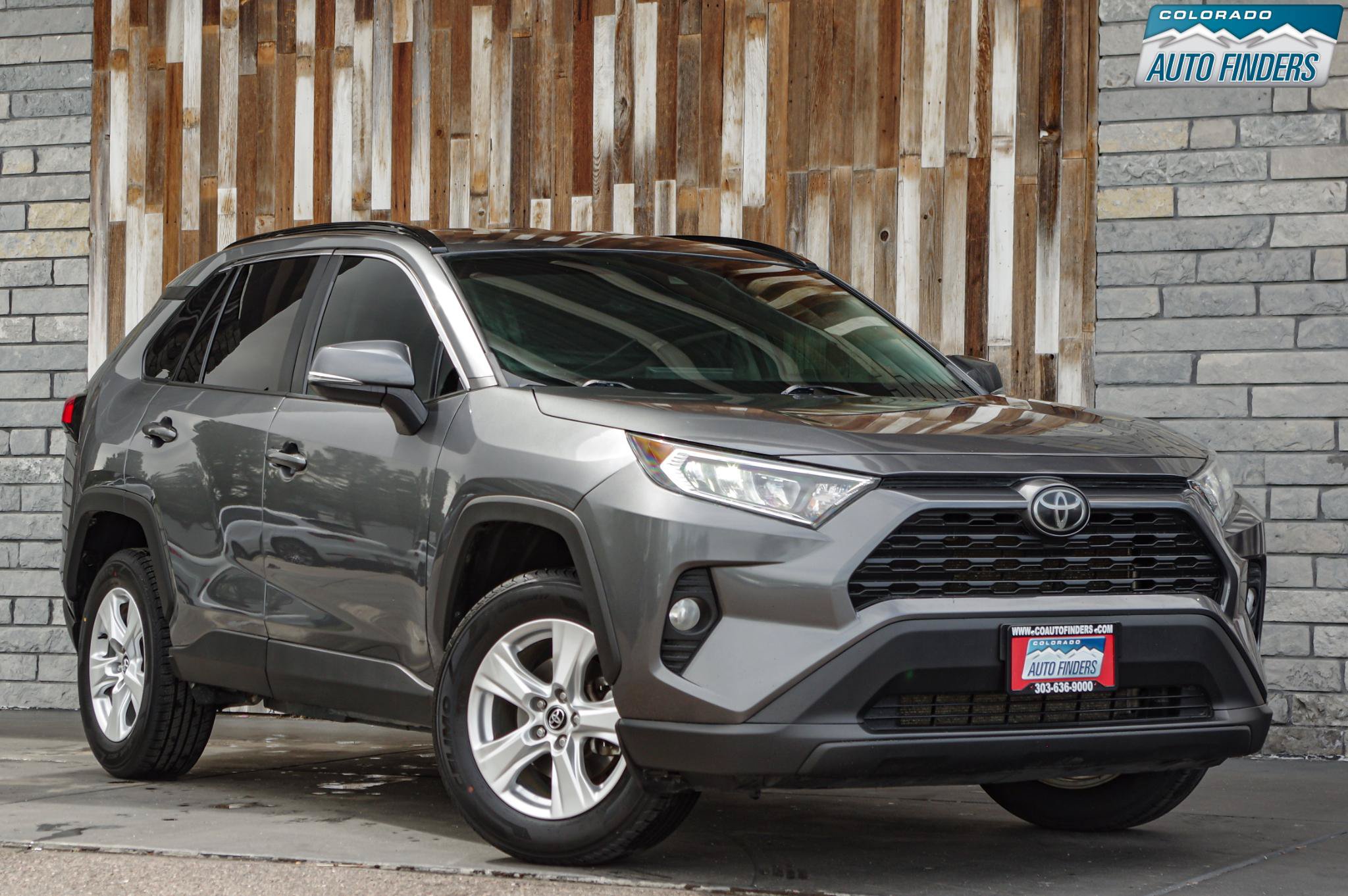 Used 2020 Toyota RAV4 XLE AWD/4WD image 9