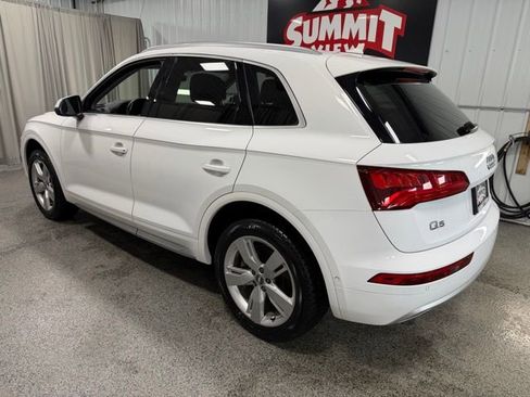 Used 2019 Audi Q5 Prestige w/ Prestige Package image 6