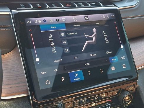 Used 2025 Jeep Grand Cherokee Summit w/ Adv Protech Group IV image 18