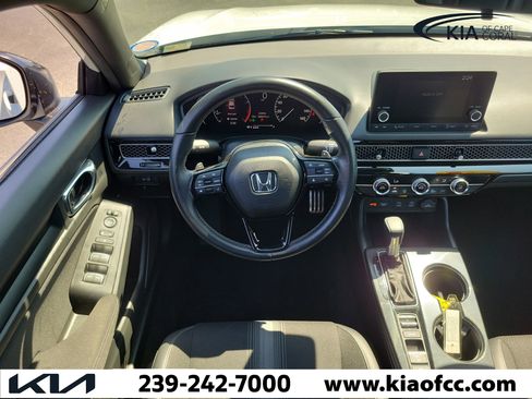 Used 2025 Honda Civic Sport image 16