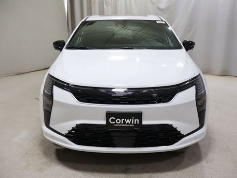 New 2027 Chrysler Pacifica Limited FWD image 2
