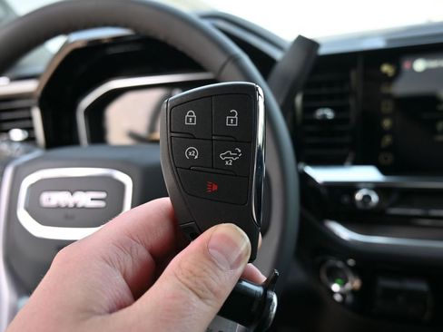 New 2026 GMC Sierra 3500 SLT AWD/4WD image 49