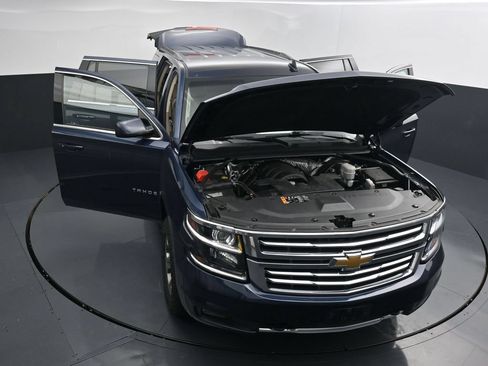 Used 2018 Chevrolet Tahoe LT w/ Luxury Package AWD/4WD image 25