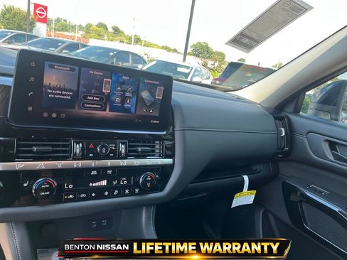 Certified 2026 Nissan Pathfinder SV AWD/4WD image 15