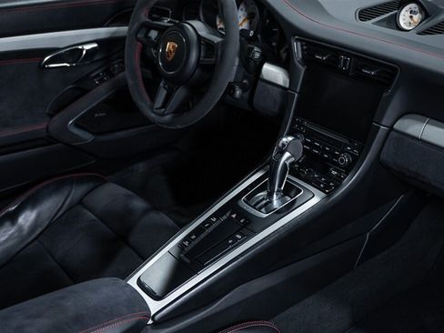 Used 2018 Porsche 911 GT3 RWD image 55