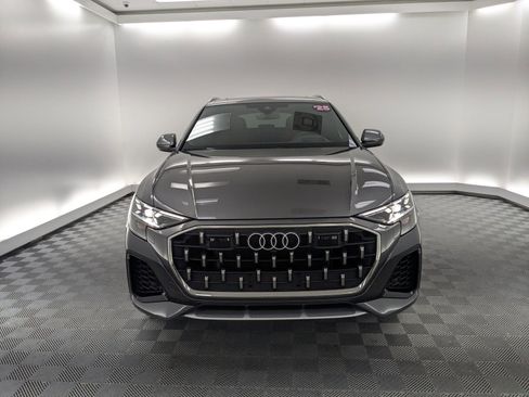 Used 2025 Audi Q8 Prestige image 7