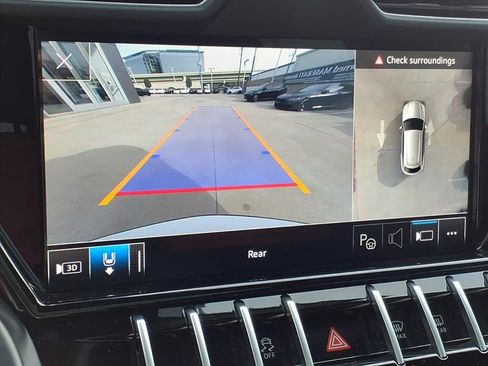 Used 2022 Lamborghini Urus image 25