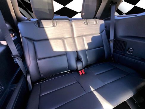 New 2026 Ford Explorer ST-Line w/ ST-Line Street Pack image 24