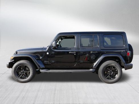 Used 2020 Jeep Wrangler Unlimited Sahara image 4