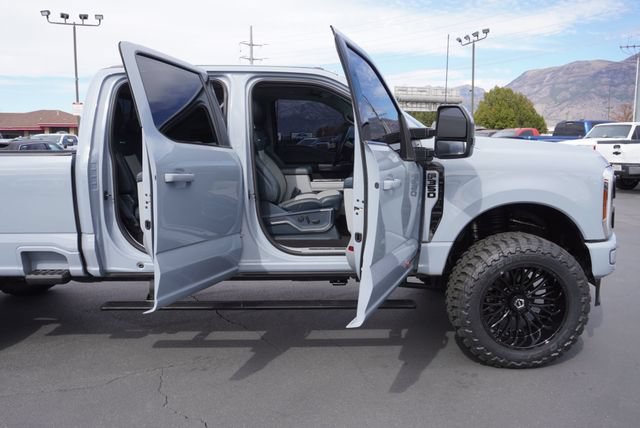 Used 2024 Ford F350 Limited w/ FX4 Off-Road Package AWD/4WD image 27
