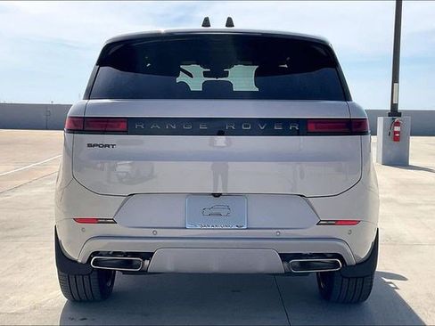 New 2026 Land Rover Range Rover Sport Dynamic SE image 4