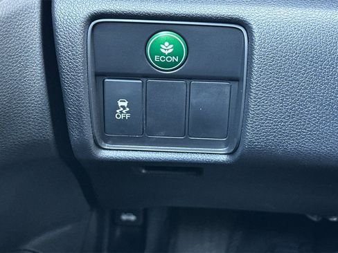Certified 2017 Honda Accord LX-S image 28