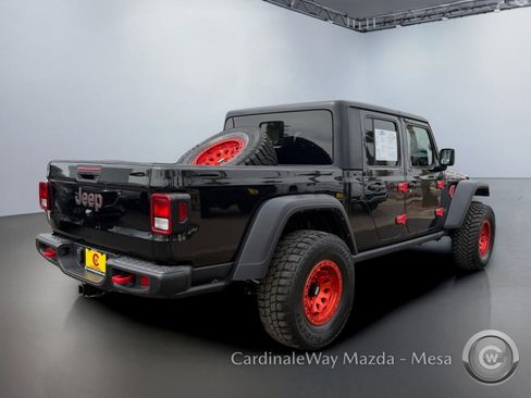 Used 2021 Jeep Gladiator Rubicon AWD/4WD image 4